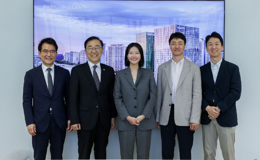 네이버 1784 찾은 국토부 장관, 이동 로봇 상용화 정책 논의.jpg