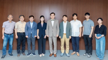 카카오, AI&기술윤리소위원회 자문단 발족…학계·법조계 전문가 7인 참여